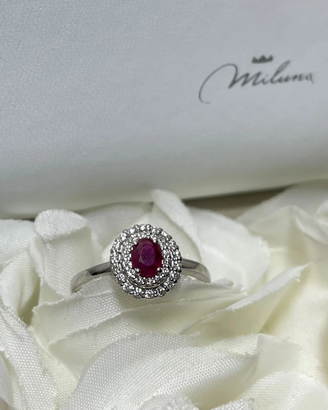 013 Miluna Anello oro con Rubino e brillanti cod: LID3454